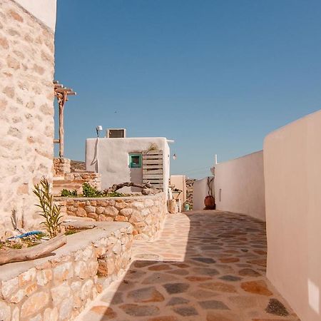 Dimitrakis Guesthouse Donoussa Exterior photo