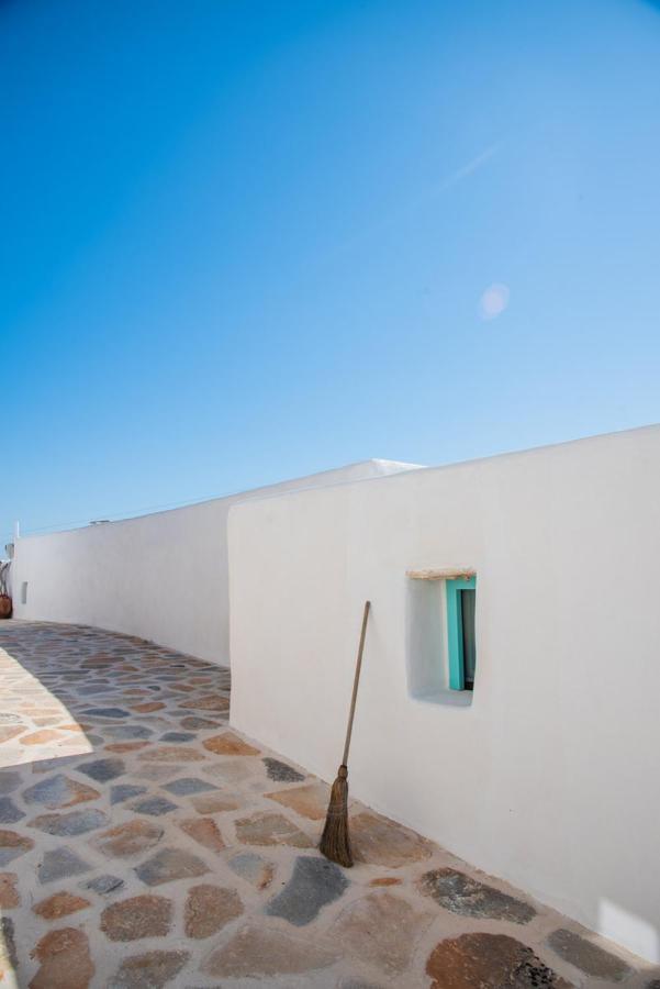 Dimitrakis Guesthouse Donoussa Exterior photo
