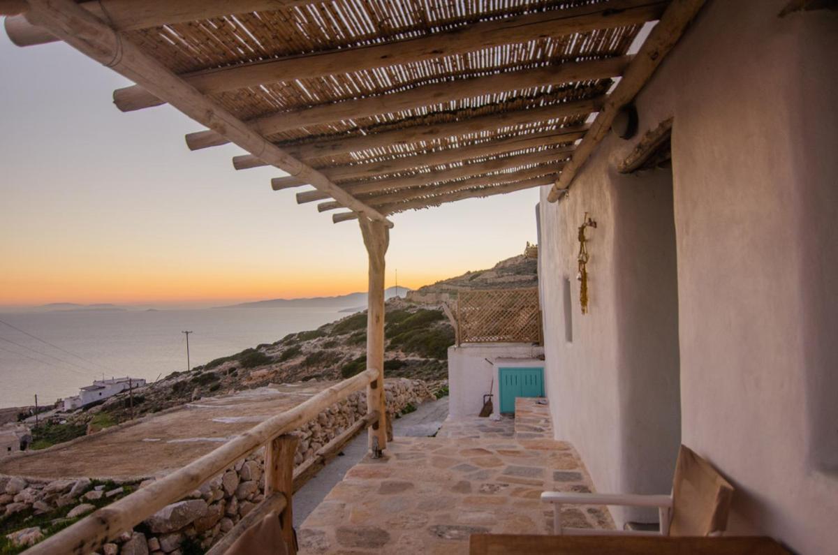 Dimitrakis Guesthouse Donoussa Exterior photo